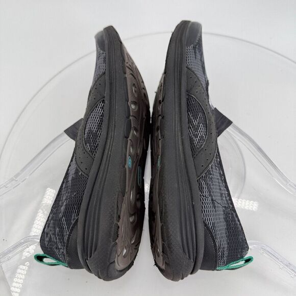 Bzees Women's Wish Slip On Size 9 Gray Black Camo Flats Wedge Casual Light Walk - Picture 9 of 15